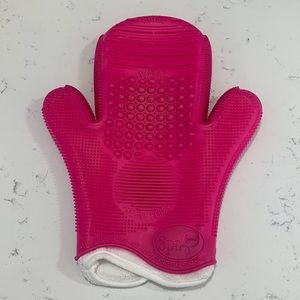 SIGMA BEAUTY Sigma Spa® 2X Brush Cleaning Glove